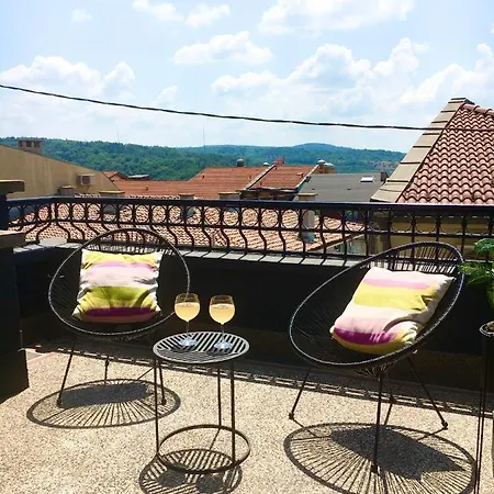 Apartament E11even Veliko Tărnovo